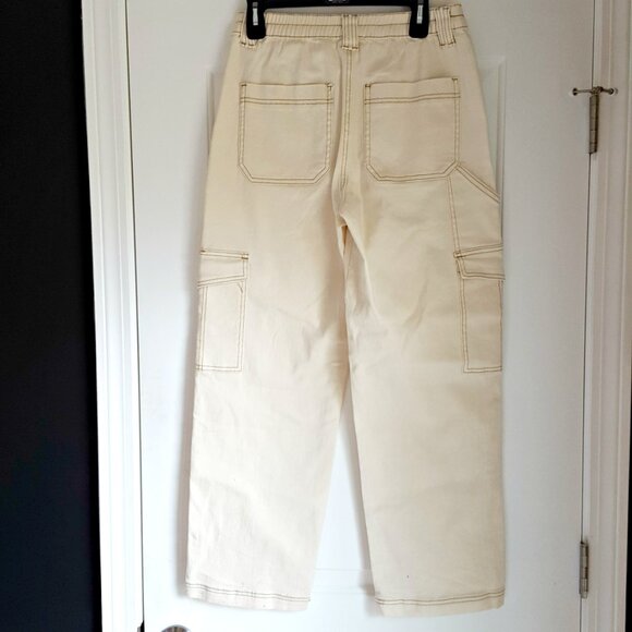 NWOT! MADDEN NYC Cream CARGO PANTS SZ M - Picture 4 of 5